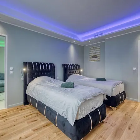Apartman Chez Flo *